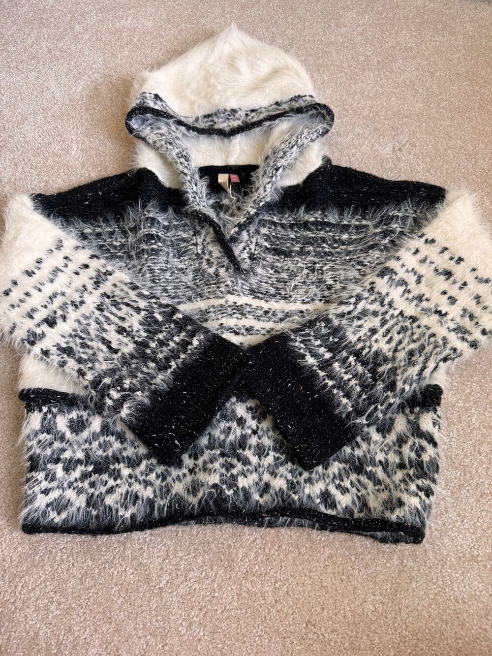Pilcro Eyelash Hooded Sweater